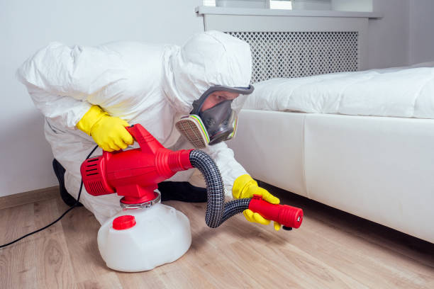 Best Pest Exclusion Services  in Oak Hill, FL